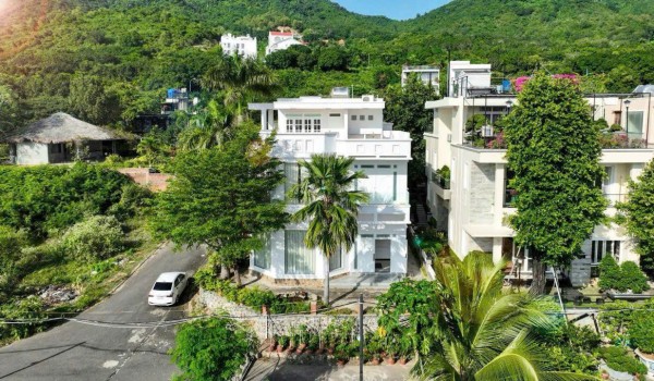 THREE BEDROOM VILLA IN AN VIEN VILLA