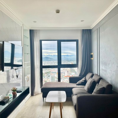 Image TWO BEDROOM LUXURY APARTMENT IN GOLD COAST BUILDING